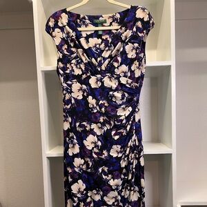 Ralph Lauren - Very Flattering size 10 rouched dress
